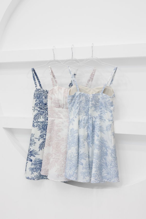 *TPZ* MINI DESSA SCRUNCHIE DRESS WITH DETACHABLE SHORTS IN SIGNATURE BABY BLUE TOILE