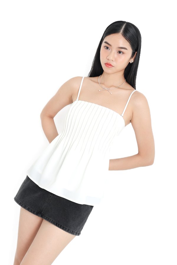 *TPZ* HESTER LONGLINE PLEATED TOP IN WHITE