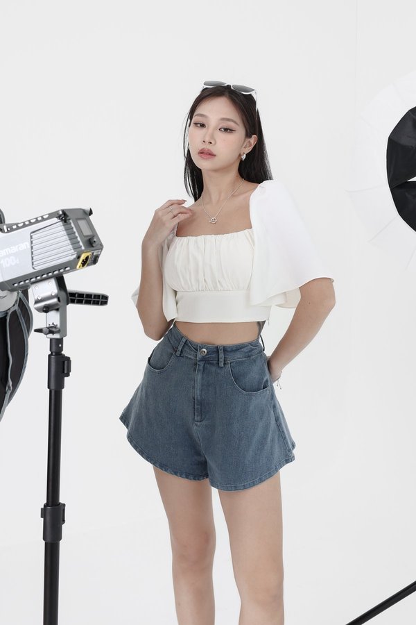 *TPZ* GOLDEN DAYS DENIM SHORTS 4.0 IN MID WASH