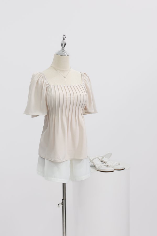 (PREORDER) *TPZ* HESTER FLUTTER SLEEVES TOP IN IVORY PEARL