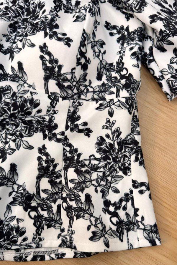 (PO ETA: END AUG) *TPZ* HERA FLUTTER SLEEVES TOP IN TOILE DE BEAUTY WHITE