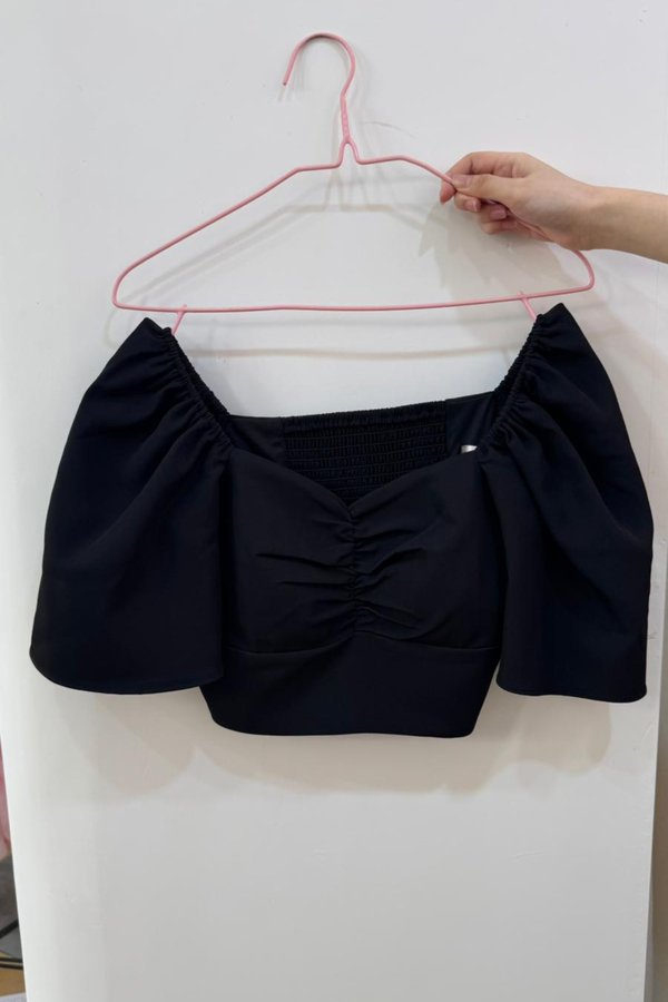(PREORDER) *TPZ* DYNASTY FLUTTER SLEEVES TOP 4.0 IN BLACK