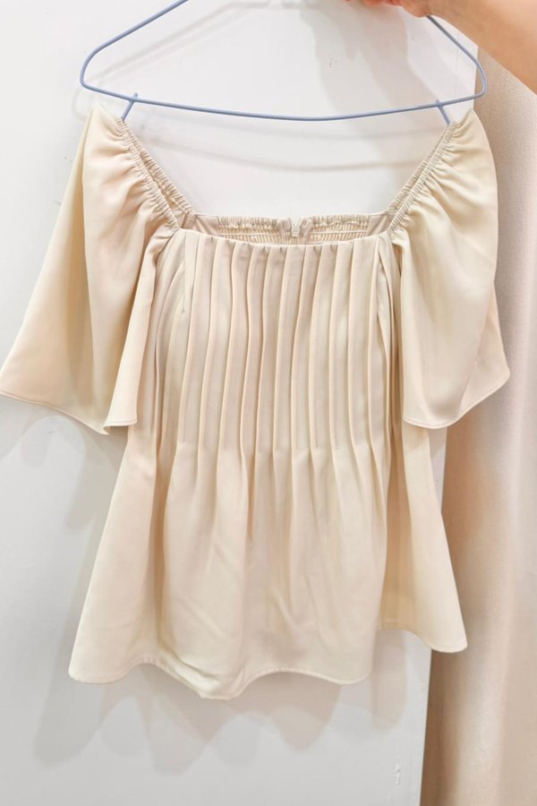 (PREORDER) *TPZ* HESTER FLUTTER SLEEVES TOP IN EGGSHELL