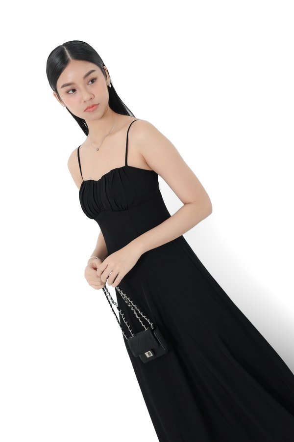 (PREORDER) *TPZ* ALLURE FLOWY MAXI DRESS IN BLACK