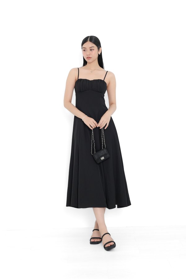 (PREORDER) *TPZ* ALLURE FLOWY MAXI DRESS IN BLACK