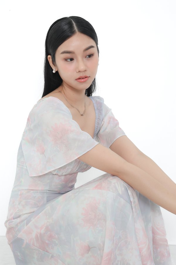 (PREORDER) *TPZ* ALLURE FLUTTER FLOWY MAXI DRESS IN MERMAID DREAMS