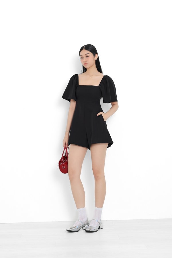 (PREORDER) *TPZ* BELLE FLUTTER SLEEVES ROMPER IN BLACK