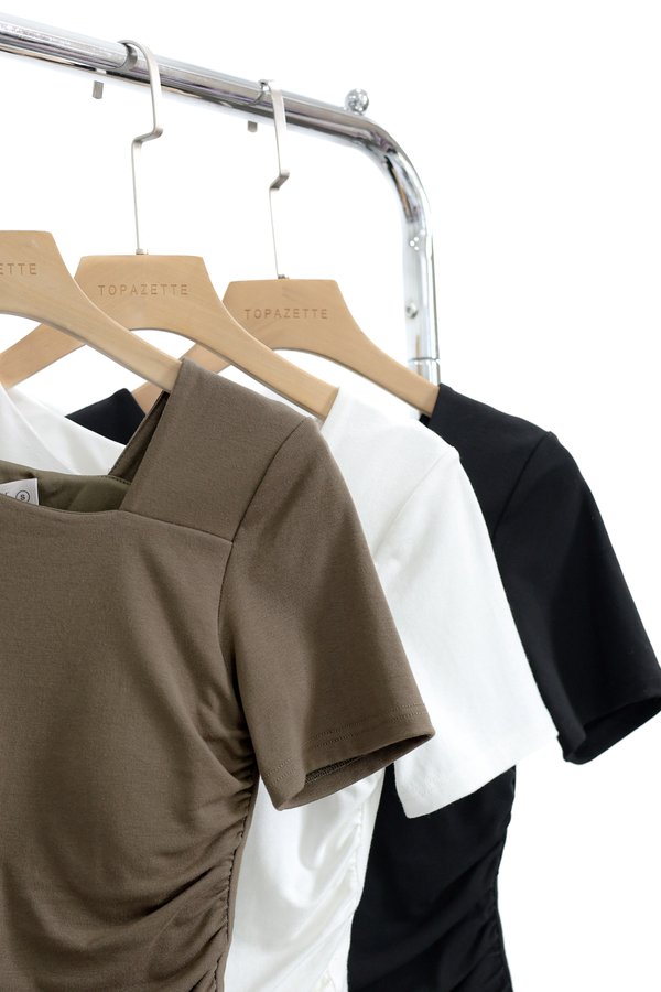 *TPZ* PERFECT CUT RUCHED TOP (REGULAR) IN OLIVE BROWN
