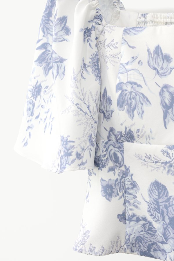 (PO ETA: MID AUG) *TPZ* BLAIR FLUTTER SLEEVES TOP IN TOILE DE FORTUNE FROSTED BLUE