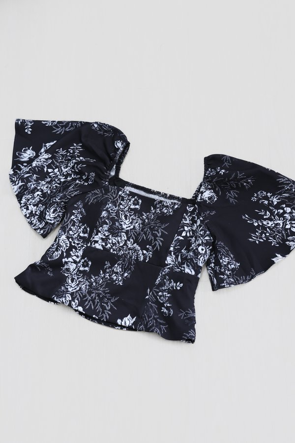 (PO ETA: MID AUG) *TPZ* BLAIR FLUTTER SLEEVES TOP IN TOILE DE FORTUNE BLACK