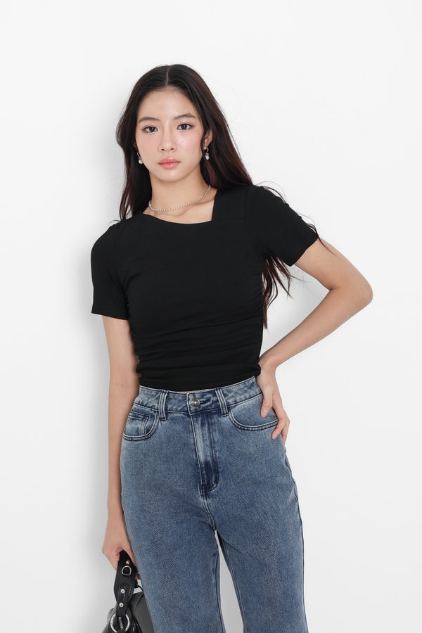 *TPZ* PERFECT CUT RUCHED TOP (REGULAR) IN BLACK