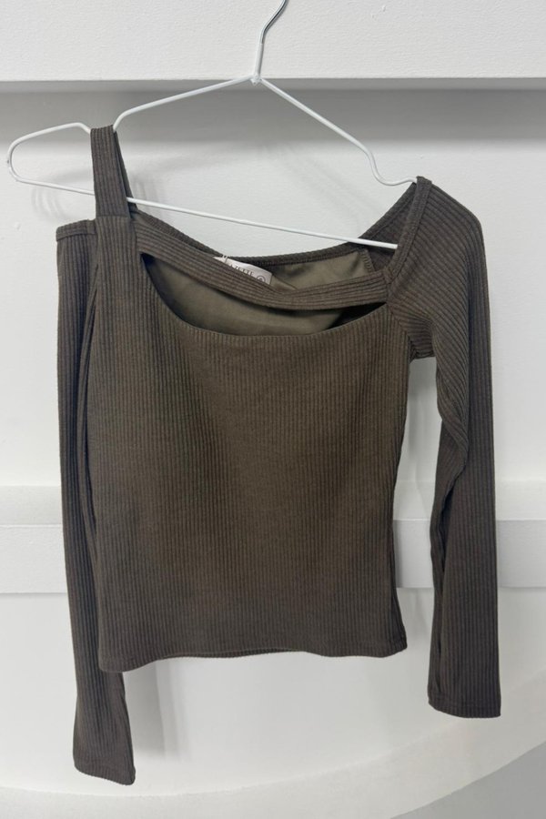 *TPZ* ECLIPSE PADDED KNIT TOP IN OLIVE GREEN
