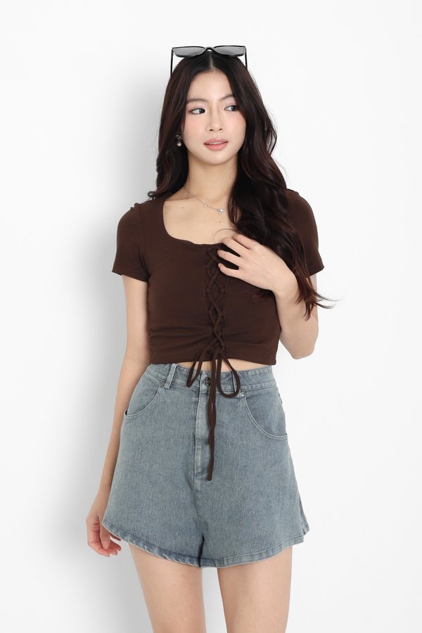 *TPZ* GOLDEN DAYS DENIM SHORTS 4.0 IN LIGHT WASH