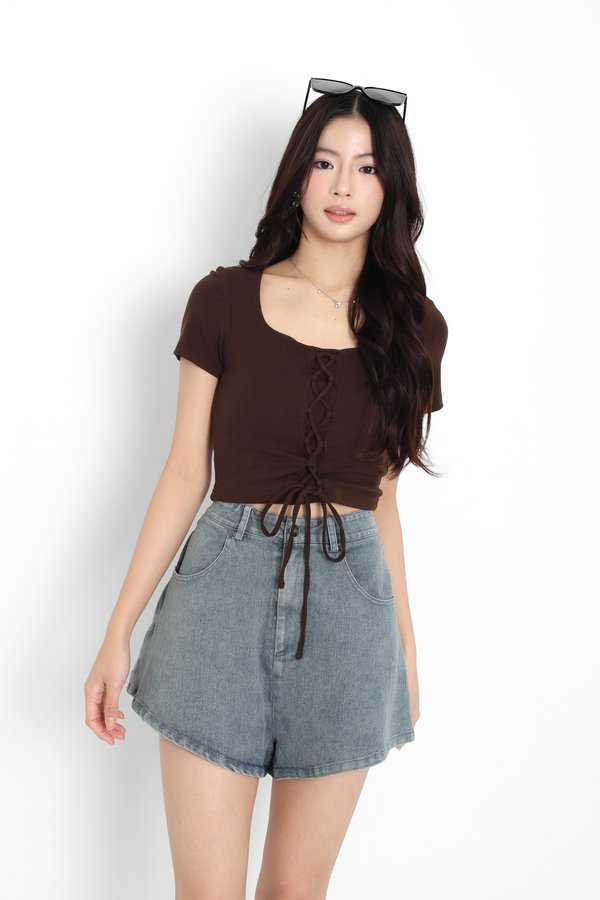 *TPZ* GOLDEN DAYS DENIM SHORTS 4.0 IN LIGHT WASH