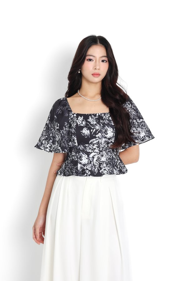 *TPZ* BLAIR FLUTTER SLEEVES TOP IN TOILE DE FORTUNE BLACK