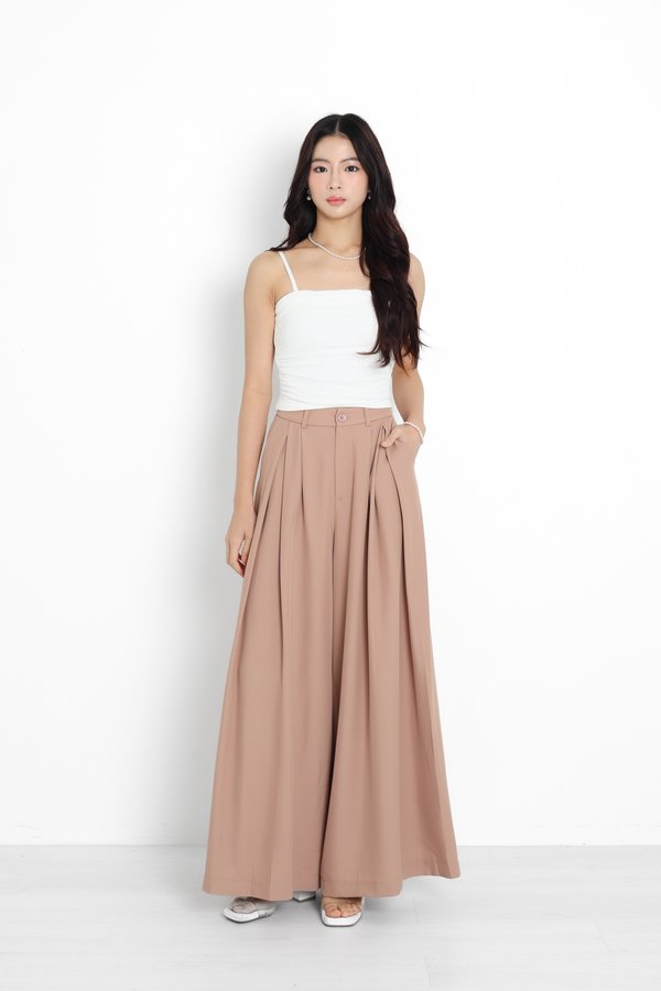 *TPZ* PERFECT CLASSY RUCHED TOP IN WHITE