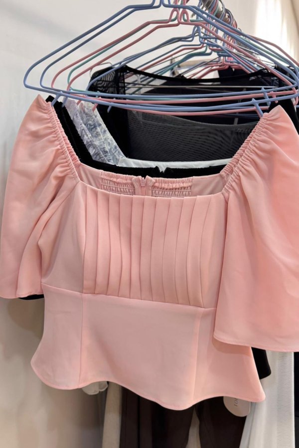 (PO ETA: END JULY) *TPZ* AURA FLUTTER TOP 2.0 IN CRYSTAL PINK