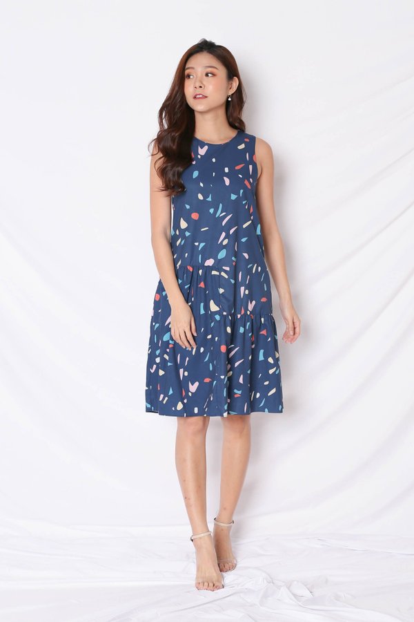 (PREMIUM) CONFETTI HI LOW HEM DRESS IN NAVY