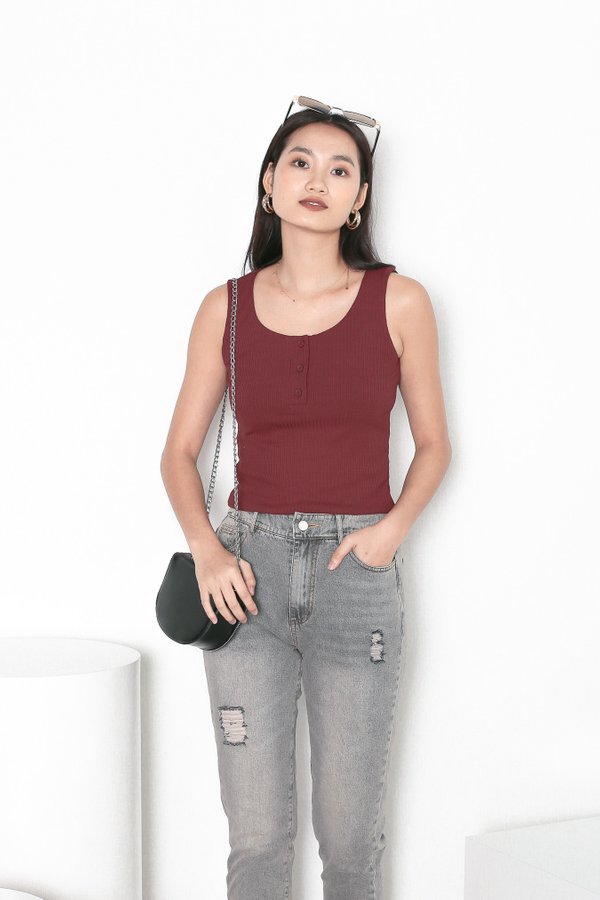 *TPZ* ESSENTIAL BUTTON TANK TOP IN BURGUNDY