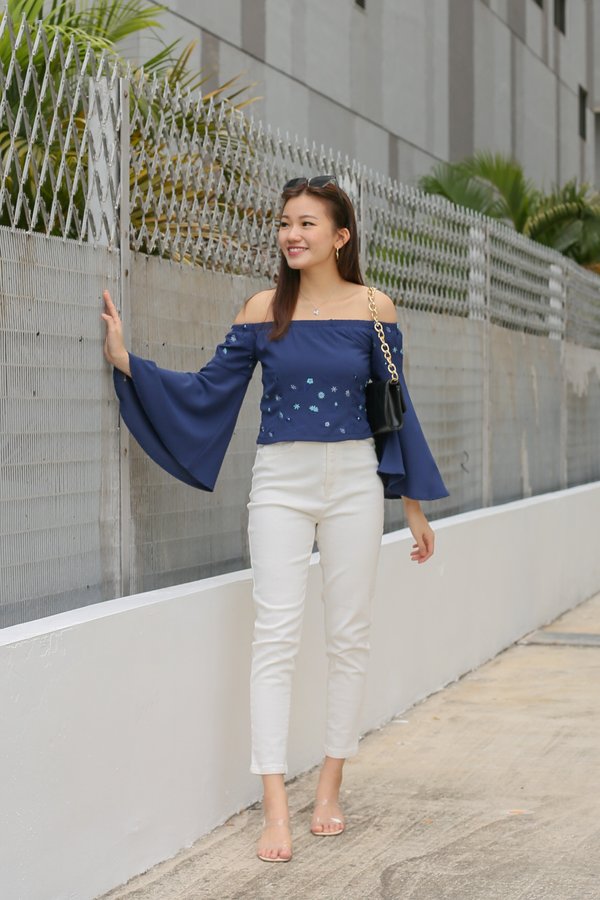 *TPZ* EDEN EMBROIDERY TOP IN NAVY