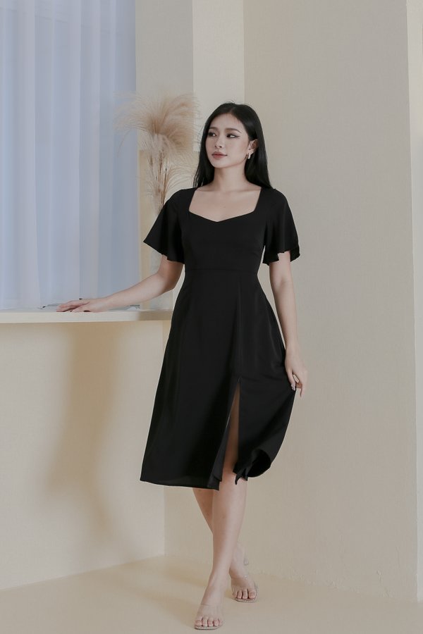 *TPZ* KLARA SWEETHEART SLIT MIDI DRESS IN BLACK