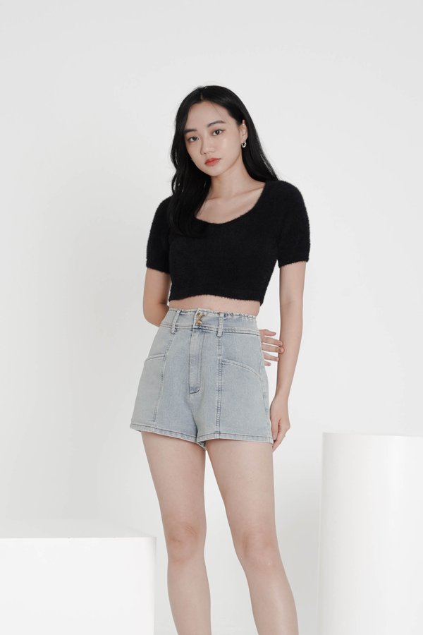 *TPZ* GYPSY FUZZY KNIT SWEETHEART CROP TOP IN BLACK
